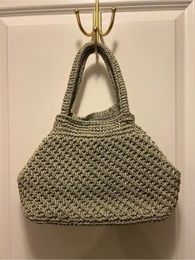 Bertini Handwoven Crochet Tote Bag in Light Olive - Stylish Everyday Carry